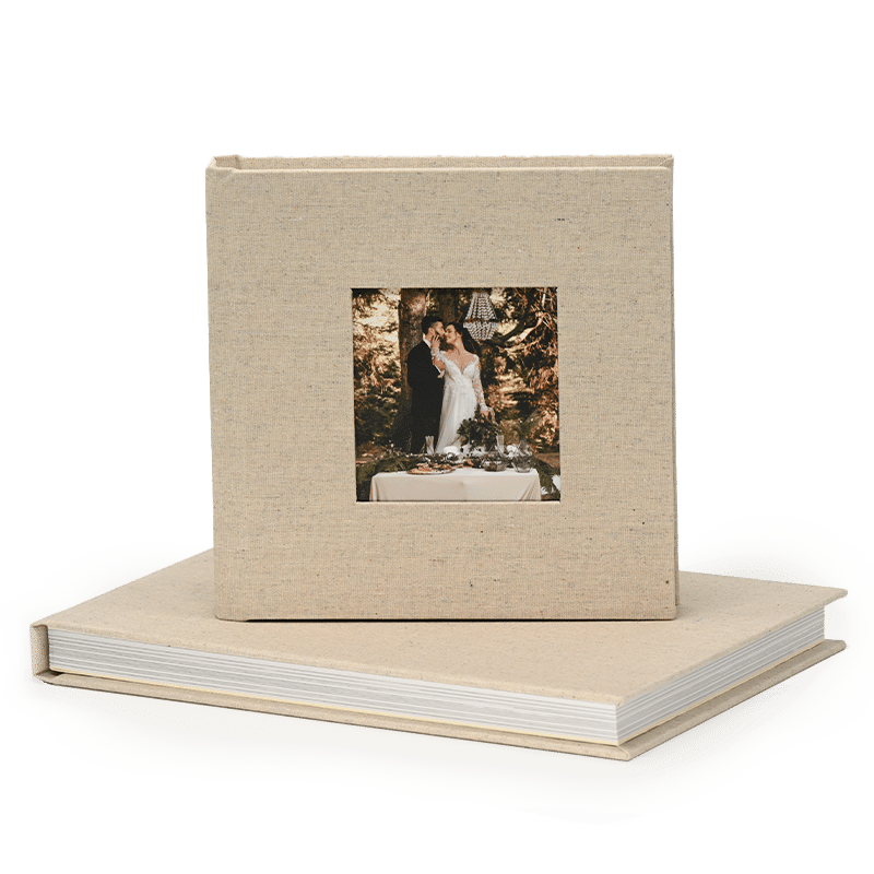 Platnena profesionalna fotoknjiga - poročna fotoknjiga.