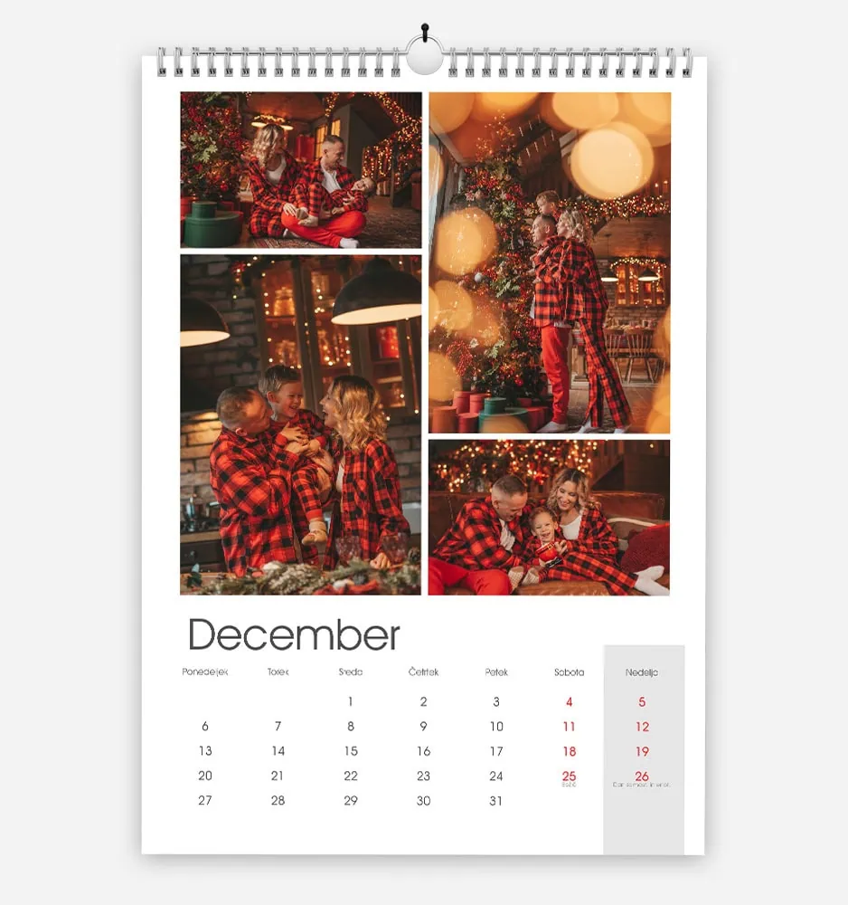 pregledna_0 Family celebrating Christmas in cozy, festive setting with holiday decorations.