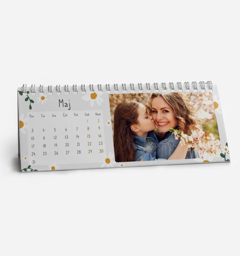 Desk calendar for May with a photo of a mother and daughter kissing.
